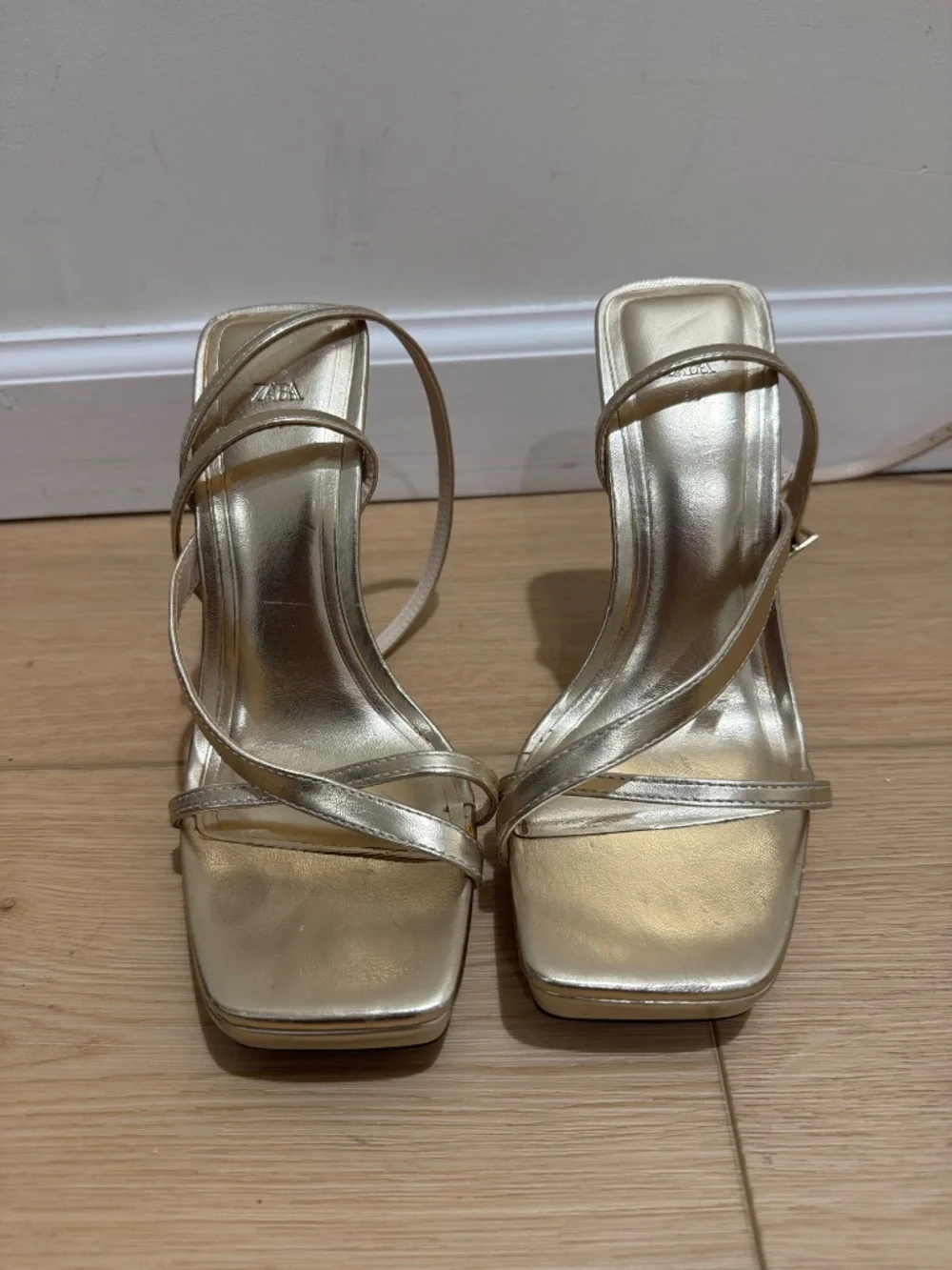 Zara Gold Metallic Platform Heels - Picture 6 of 6